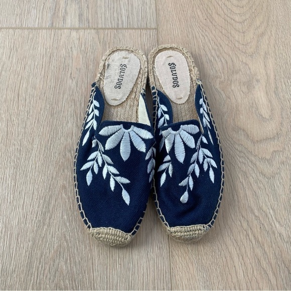 Anthropologie Soludos Blue Canvas Embroidered Mules - Picture 1 of 7